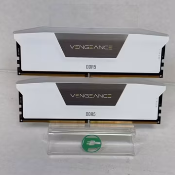 Corsair Vengeance 32GB (2x16GB) RAM DDR5 5600MHz CMH32GX5M2B5600C36WK