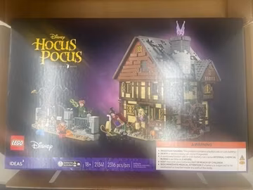LEGO Ideas: Disney Hocus Pocus: the Sanderson Sisters' Cottage (21341) New Seal