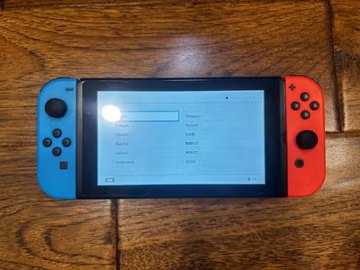 Nintendo Switch HAC-001-(01) Handheld Console w/ Joycons - Free S/H - GC