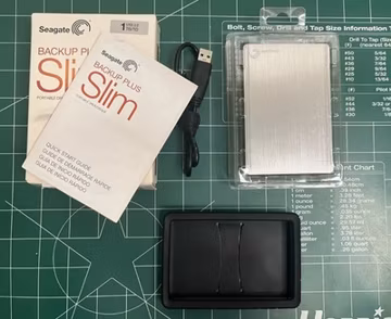 Seagate Backup Plus Slim 1TB, External, 5400 RPM (STDR1000101) Hard Drive klyst