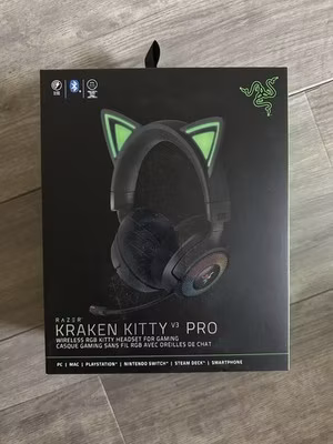 Razer Kraken Kitty V3 Pro Wireless RGB Headset Black Gaming Headset Headphones