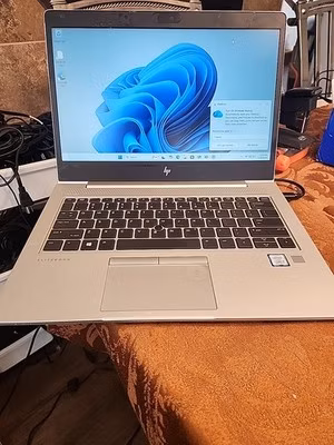 HP EliteBook 840 G5 (i5-8250U 1.60GHz,8GB 256GB SSD) Win 11 Pro W/Charger