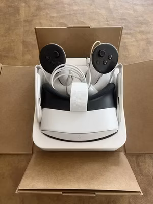 Meta Quest 3 128GB VR Headset - White