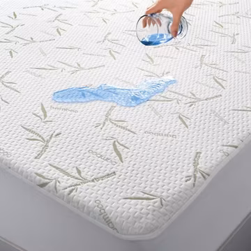 Bamboo Mattress Protector Hypoallergenic & Breathable Waterproof Mattress Cover