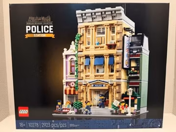 Lego Icons Police Station 10278 Brand NEW Factory Sealed