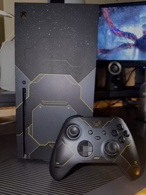 Xbox Series X Halo Infinite Console System LIMITED EDITION - Excellent Condition