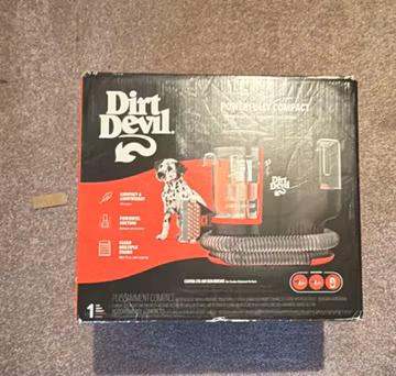 Dirt Devil Compact Bagless Vacuum Cleaner, Lightweight, Black/Red