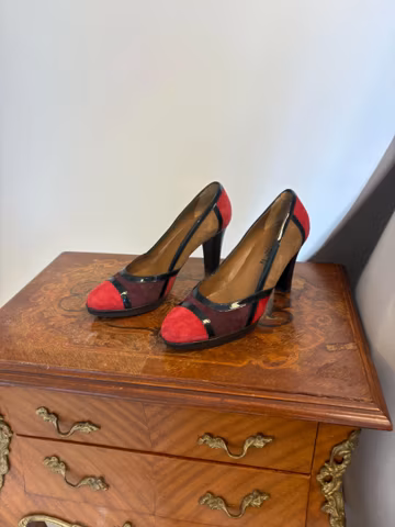 Vintage Color Block Suede Heels 1990’s Red Purple and Black Suede Heels 90’s Italian Confort Pumps Size 39