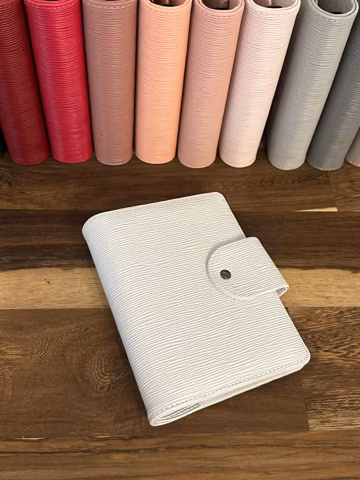 A6 Budget Binder PIPER 2 Black: Saffiano Ripple PU vegan Leather, Black Hardware