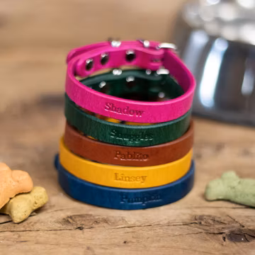 Small Personalized Leather Dog Collar - Handcrafted Leather Dog Collars for Tiny dogs - Full Grain Leather - Personalized name embossed