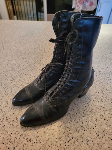 Lacrosse Shoe And Boot Manufacturing Co Antique Leather Womens Lace Up Boots shoes