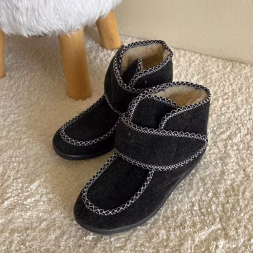 Black Felted Wool Winter Boots, Unisex Wide Fit, Made in Ukraine