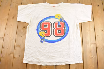 Vintage 1998 Tweety Bird Cartoon Promo Graphic T Shirt Men's XL / 90s Warner Brothers / Made In USA / Looney Tunes Graphic Tee