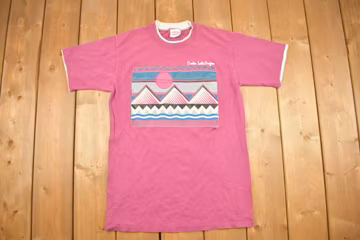 Vintage 1990s Lake Oregon Souvenir T Shirt / Streetwear / Made In USA / Vacation Tee / Travel T Shirt