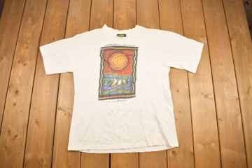 Vintage 1990s New Zealand Summer Coastline Souvenir T Shirt / Streetwear / Vacation Tee / Travel T Shirt