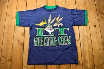 Vintage 1993 Looney Tunes Wrecking Crew T-Shirt / 90s Graphic Tee / Warner Bros / Layered T Shirt / Cartoonist / American Streetwear
