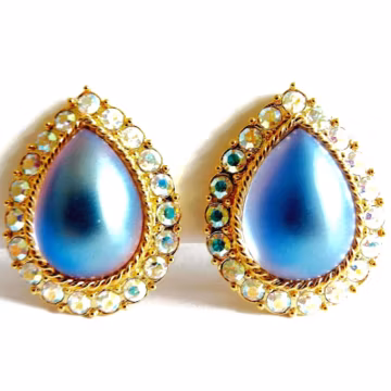 JOAN RIVERS Blue Teardrop Crystal Clip Earrings, Vintage Joan Rivers Jewelry, New Joan Rivers Iridescent Blue AB Crystal Clip Earrings