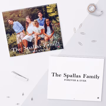 Personalized Family Photo 2027 Calendar: Christmas New Year Gift