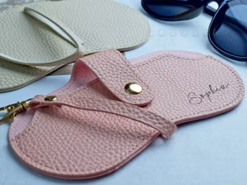 Glasses Case-Personalized Slim Leather Sunglasses Case with Keychain–Custom Engraved Eyewear Pouch-Vegan Leather Eyeglasses Case