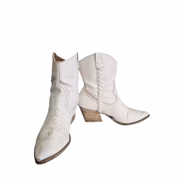 Kilter Western Ankle Boot By Dolce Vita Size 8