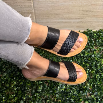 Handmade Leather Huaraches Sandals: Black Boho Double Strap