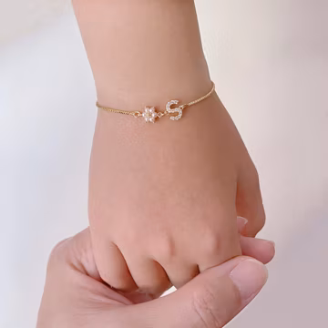 Flower Girl Gift Flower Girl Bracelet Gifts for Flower Girl Personalized Wedding Flower Girl Jewelry Gift for Toddler Girl Little Girl Gift