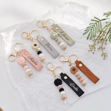 Personalized Birth Flower Keychain/ Name Keyring With Birth Flower/ Leather Key Fob/ Unique Sister Gift/ Bridesmaid Gift/ Best Friend Gift