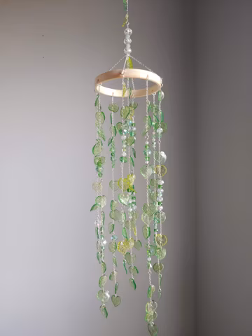 Small Cottage Core Leaf Suncatcher Decoration