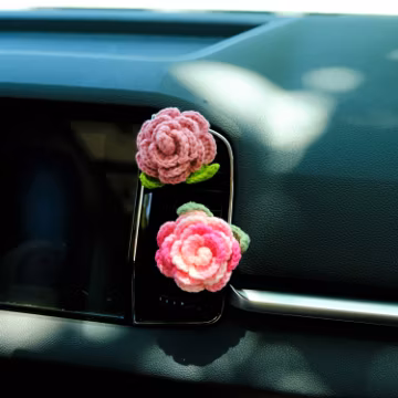 Crochet Roses Car Vent Clips Air Freshener, Cute Rainbow Flower Car Air Vent Clip, Boho Interior Car Accessories for Women, Gift for Her