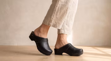Black Leather Swedish Clogs, Orthopedic Alder Wood Shoes for Comfort