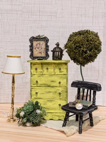 Vintage Wooden Dollhouse Furniture: Hand-Painted Miniature Decor