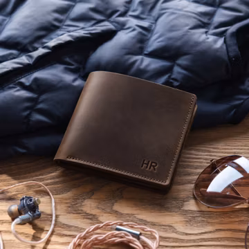 Personalized Leather AirTag Wallet for Men - Monogrammed Handmade Wallet | Perfect Gift for Him, Dad, or Boyfriend