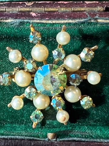 stunning metal glass and seed pearl brooch