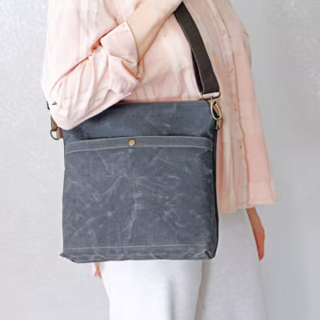 Waxed Canvas and Leather Zippered Crossbody Tote Bag for Women / Shoulder Bag With Leather Strap / Handmade Personalized Bag CB5