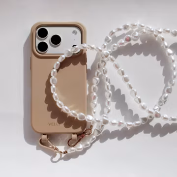Perlenkette Hülle VELLY VAY zum Umhängen Handykette mit Perlen Beige Cappuccino Handyhülle iPhone 17 e, Samsung S26 - Geschenk für Freundin