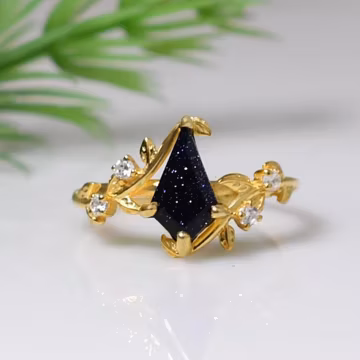Kite Cut Blue Sandstone Ring: Art Deco 925 Sterling Silver Statement Ring