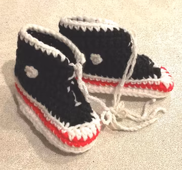 Vintage 1980's Handknit Baby Booties Black Red White