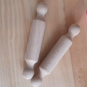 Mini Wooden Rolling Pin | Natural Beech Wood | 17.5 cm | Playdough, Clay, Montessori & Kitchen Tool