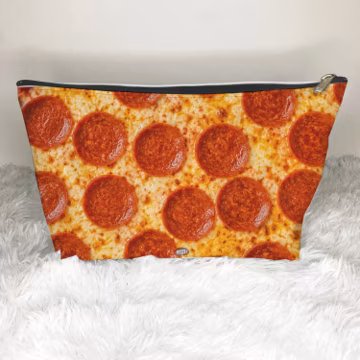 Funny Pizza Zip Bag, Gag Gift, Snack Bag Funny Foodie Pepperoni Margherita Food Gifts for Her Travel Purse Makeup Zip Cosmetic Bag Pouch