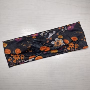 Wildflower floral, PREORDER twist headband, handmade hair accessory womens, soft stretch fabric, stylish, comfortable, all day wear, nurse