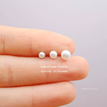 Titanium Pearl Flat Back Earring, Threadless Push Pin Labret, Cartilage Conch Tragus Helix Nose Stud