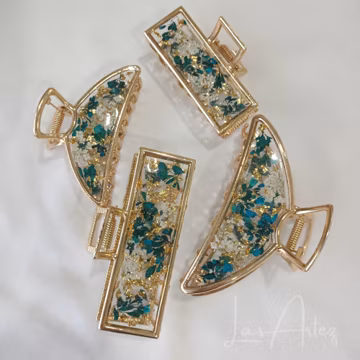 Blue Wildflower Mix Gold Flake Metal Hair Claw, Medium Size, French Twist Claw, Terrarium Hair Clip, Pressed Flower Hair Accessories for Her