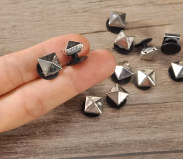 Square Silver Spikes Stud Shoe charm,Plastic Spike Rivet Shoe charms,Plastic Punk Spikes shoe charms,Shoe Decoration,Shoe Accessories,10mm