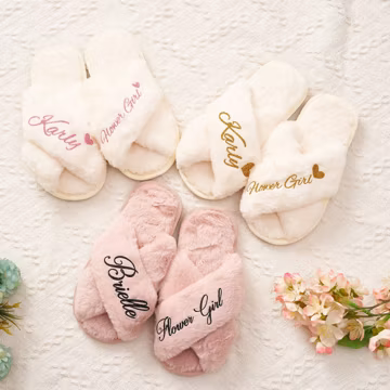 Flower Girl Slippers, Gift for flower girl, Personalised Kids Slippers, Custom Fluffy Slipper, Personalized Gift, Bridesmaid Slipper