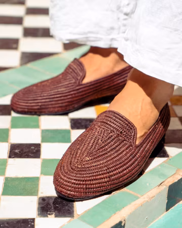Handwoven Raffia Loafers: Moroccan Artisan Men's Shoes