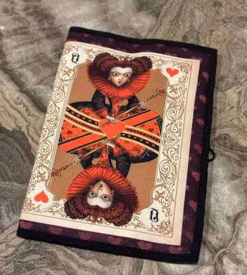 Alice in Wonderland book cover,Alice Book Sleeve,Alice gift,Book protector,holder,Alice in wonderland unique gift,Alicia marks it,red queen