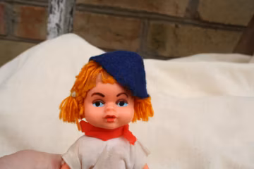 Worldwild shipping DDR pioneer doll, Soviet period doll, Vintage from USSR, rubber doll, small figurine