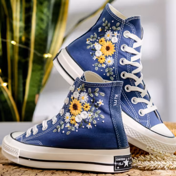 Embroidered Converse High Tops, Wedding Shoes Embroidery Sunflower, Bridal Flowers Embroidered Sneaker, Daisy, Sunflower Embroidery Converse