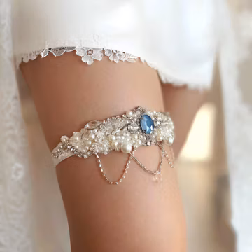 Luxury white wedding garter for bride with Royal blue crystal, Something blue bridal garter, Stretchy thigh garter, Embroidered leg garter