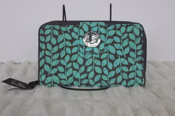 Smart and chic Vera Bradley Turnlock wristlet wallet in Shower Vine Pattern, NWOT